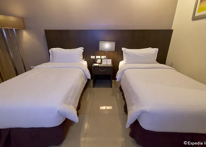 Mandarin Plaza 3* Cebu