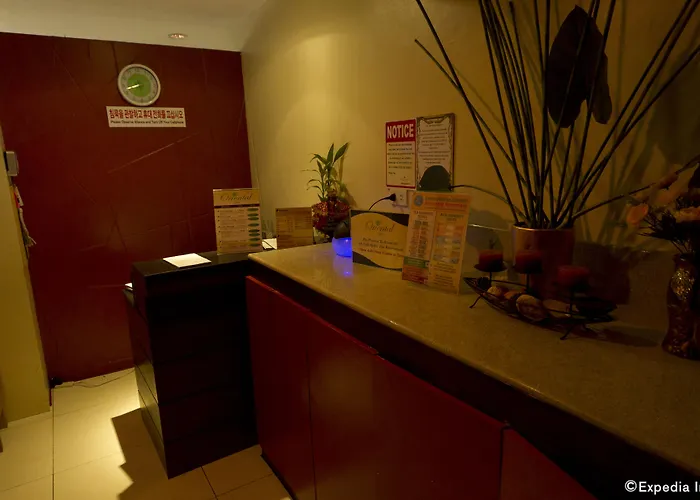 Mandarin Plaza 3*