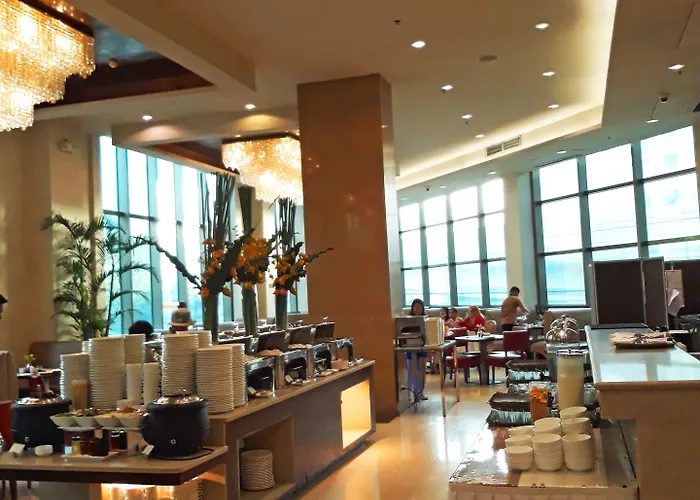 Mandarin Plaza 3* Cebu