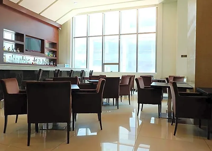 Mandarin Plaza 3*
