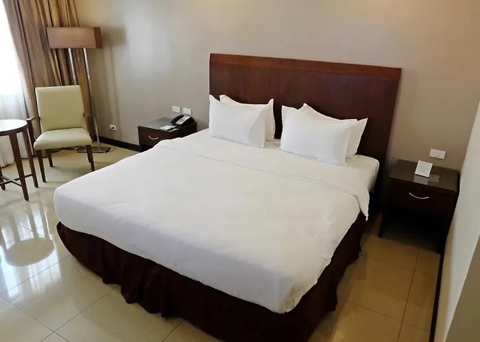 Mandarin Plaza 3*