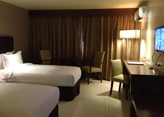 Hotel Mandarin Plaza